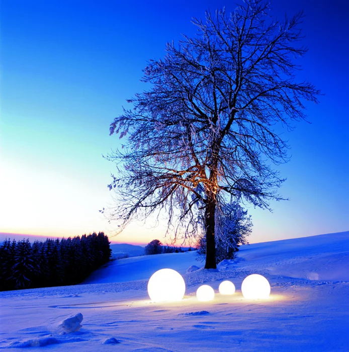 Lampen im Schnee